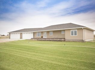 71844 Maureen Dr, Mc Cook, NE 69001