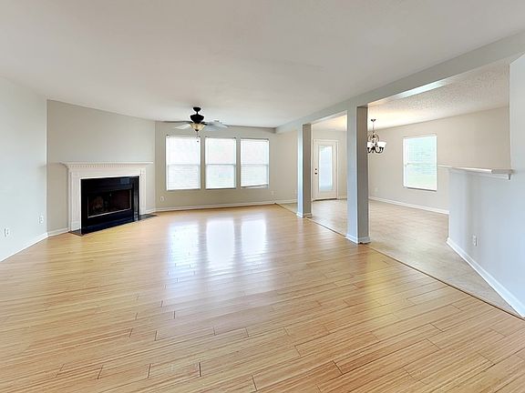 2nd image of 7030 Maple Park Ln