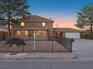 813 Los Arboles Ave NW, Albuquerque, NM 87107