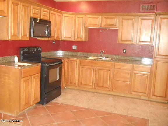 4th image of 3927 W Burgess Ln