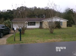 5417 Chipper Ln, Pace, FL 32571