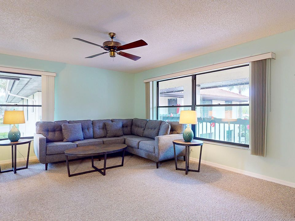 1st image of 271 SW South River Drive #203
