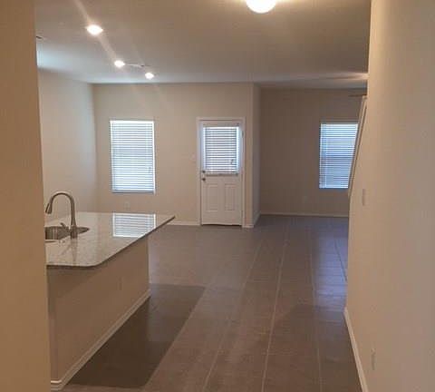 2nd image of 3906 Brunswick Dr