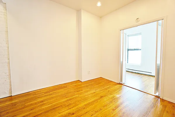 Rented by Best Apartments North Inc | media 4