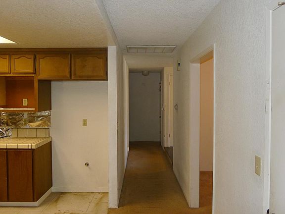 5th image of 7285 Long River Dr