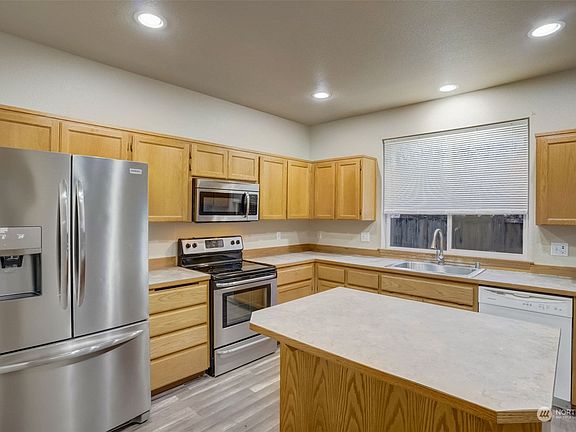 5th image of 15528 67th Avenue Ct E