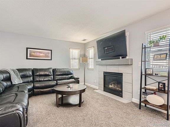 4th image of 5263 Pelican St