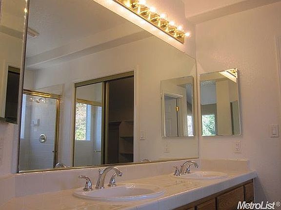 4th image of 1525 Tahoe Cir