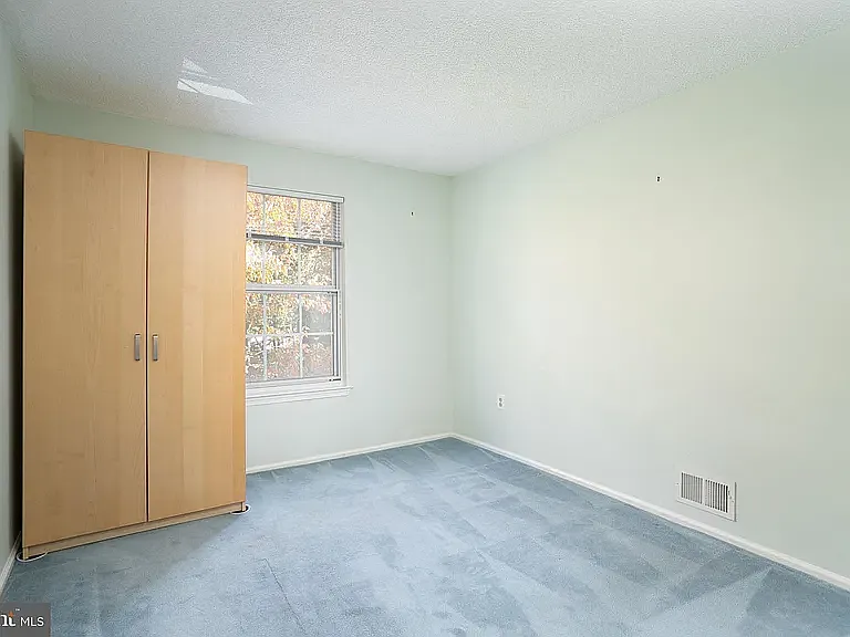 34 Chambord Ct — Photo 11