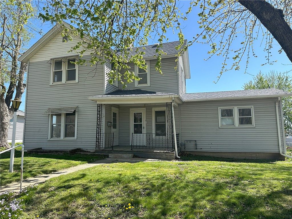 408 S 3rd St, Marshalltown, IA 50158 | Zillow