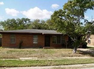 1201 Crescent Dr, Corpus Christi, TX 78412
