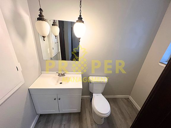 5th image of 70 McOwen St