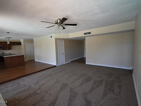 4th image of 4309 E Capistrano Ave
