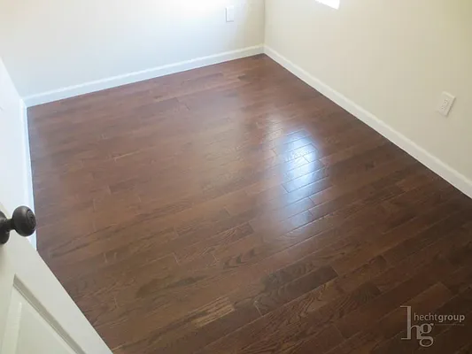 Rented by Hecht Group | media 32