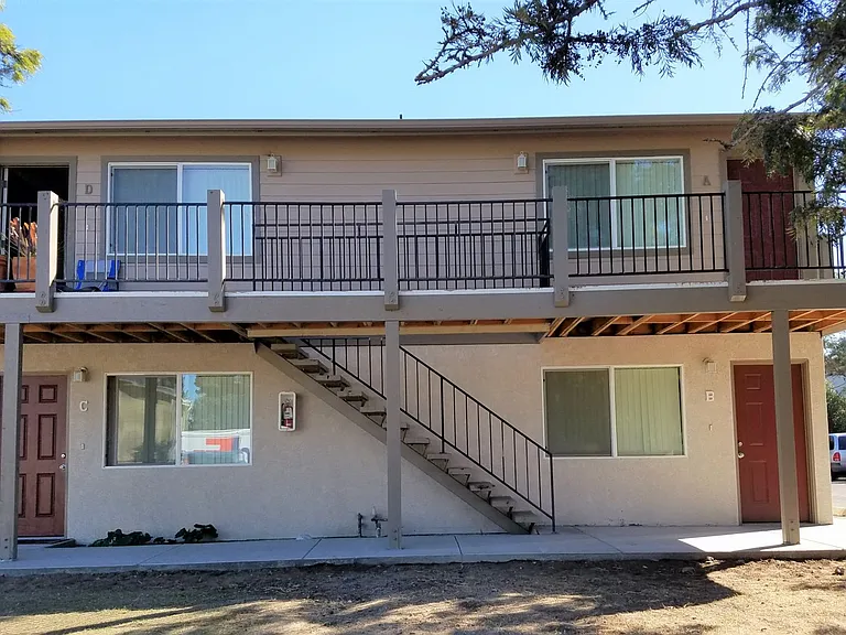 3175 Camellia Ct — Photo 1