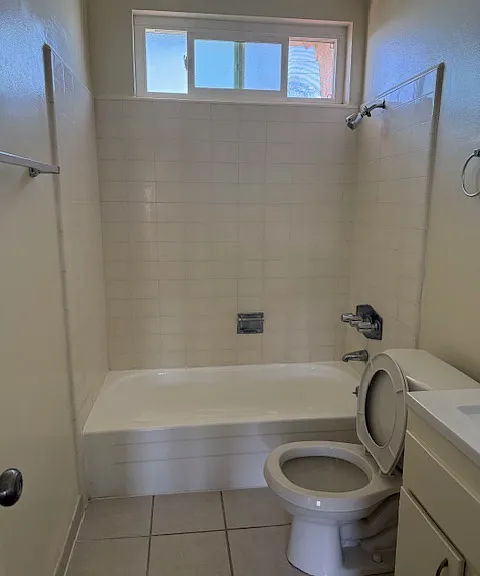 6660 Woodman Ave #207 — Photo 6