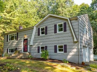 2 Saddle Dr, East Granby, CT 06026