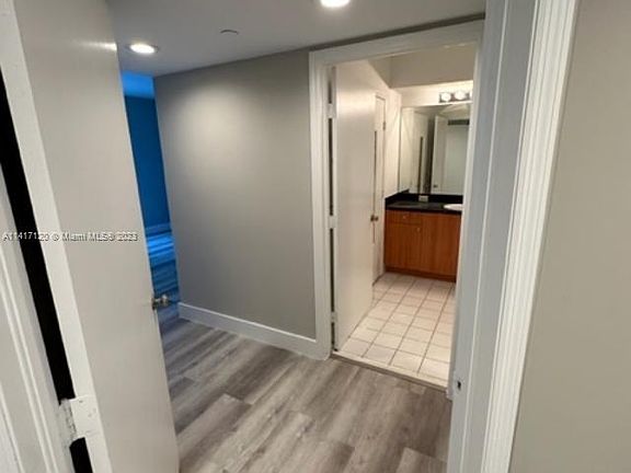5th image of 1330 West Ave APT 514