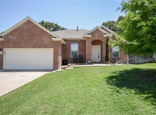 8016 Montecito Dr, Denton, TX 76210