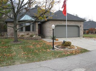 6851 Chardonnay Dr, Centerville, OH 45459
