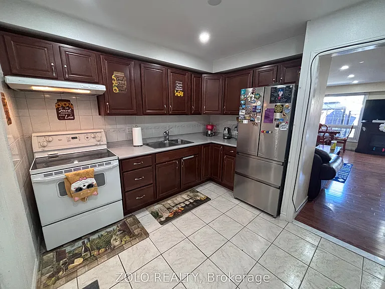 34 Primrose Cres — Photo 7