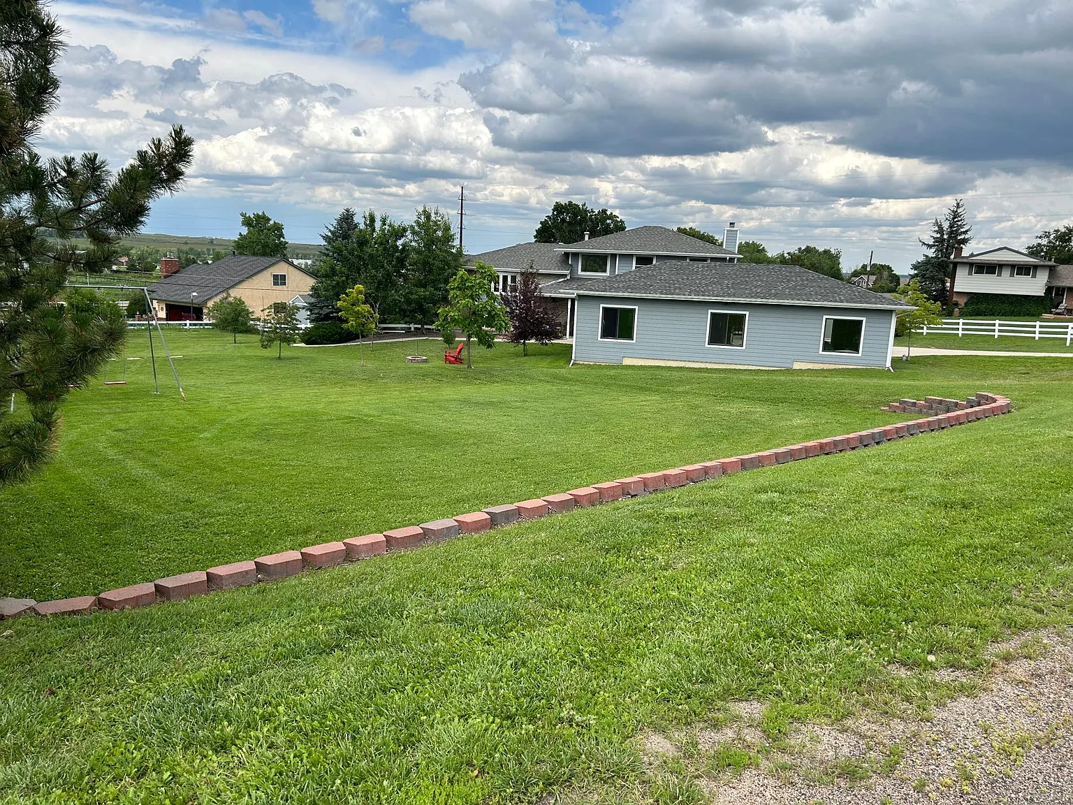 4 bed, 2951 sqft, $3,800 — Photo 2