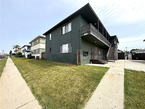 10234 Woodworth Ave #2 Photo 1