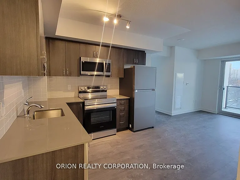 556 Marlee Ave #410 — Photo 4