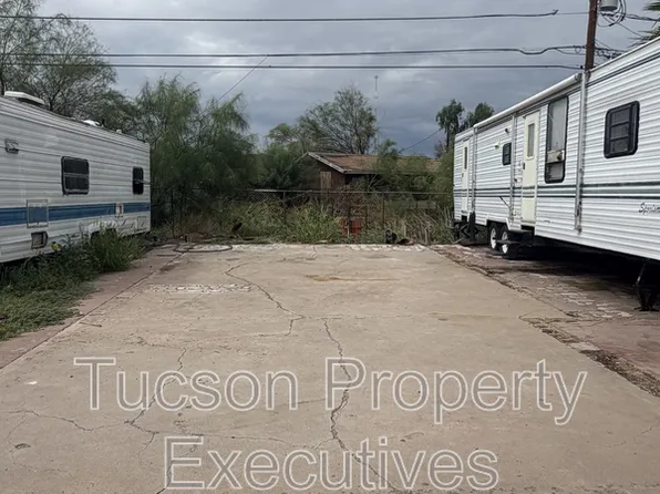 3218 E Benson Hwy, Tucson, AZ 85706