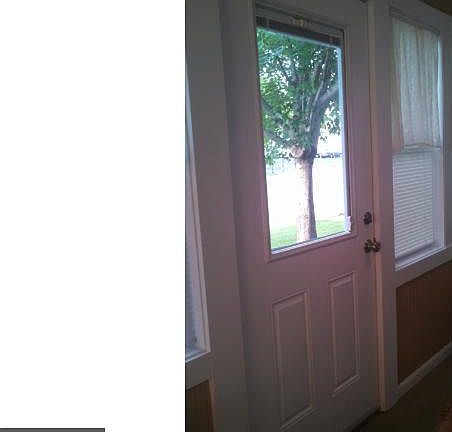 3rd image of 684 40th Ave NE