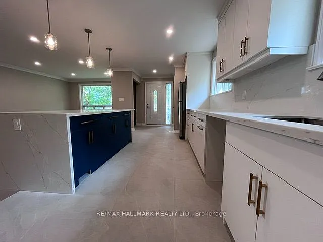 758 Botany Hill Cres — Photo 6
