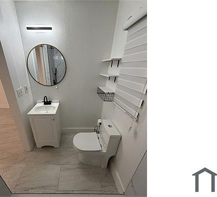 5th image of 4824 El Capistrano Dr #4