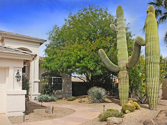 2nd image of 23901 S Sunland Ct