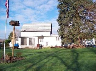36 Meyer Dr, Jersey Shore, PA 17740