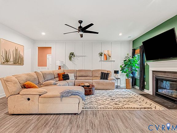 5th image of 9320 Janeway Dr