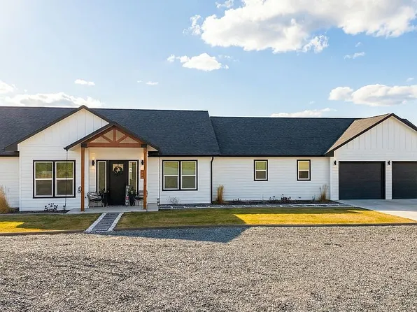 704 Bittner Rd, Yakima, WA 98901