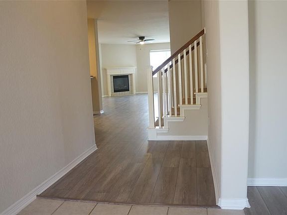 3rd image of 15815 Stiller Park Dr