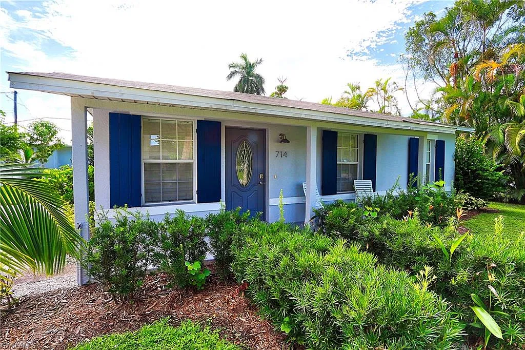 3 bed, 2.0 bath, 1183 sqft, $9,500 — Photo 1