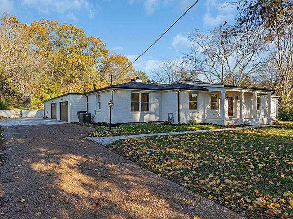 2nd image of 818 Bresslyn Rd