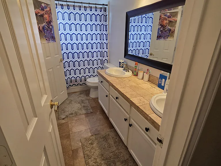 2425 Glen Ridge Dr — Photo 10