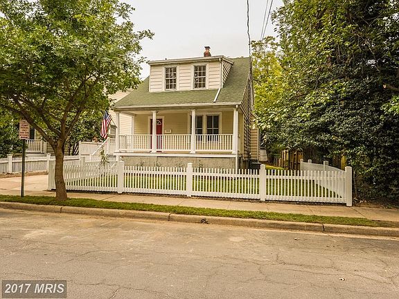 3rd image of 315 N Barton St