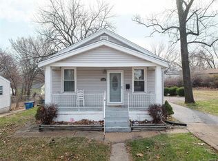 3340 Wismer Rd, Saint Ann, MO 63074