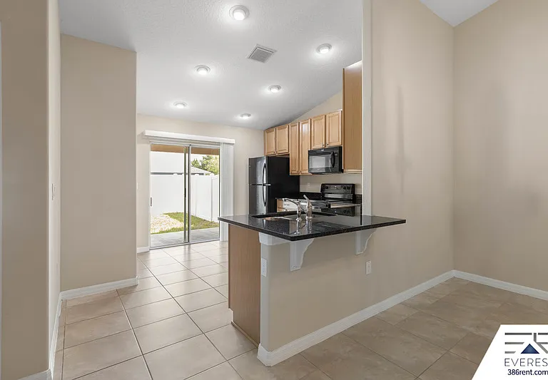 25 Louisville Dr #A — Photo 10