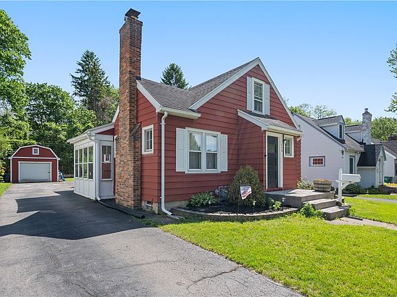 3rd image of 173 Coolidge Rd