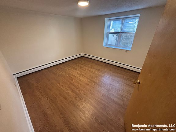 5th image of 110-112 Babcock St #P1