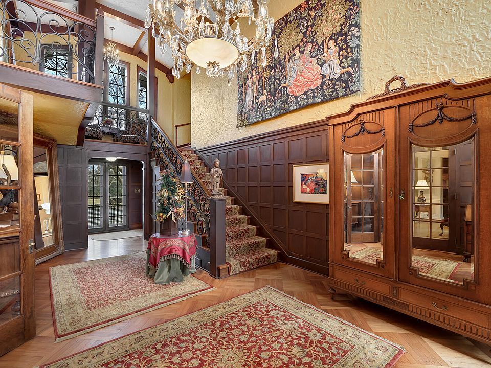 1001 N State St Monticello IL Zillow