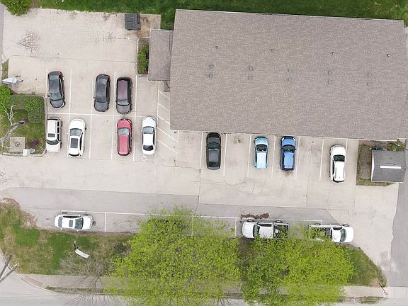 5th image of 16 Linden Ave
