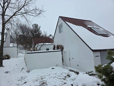 1028 Scott Pl, Ann Arbor, MI, 48105