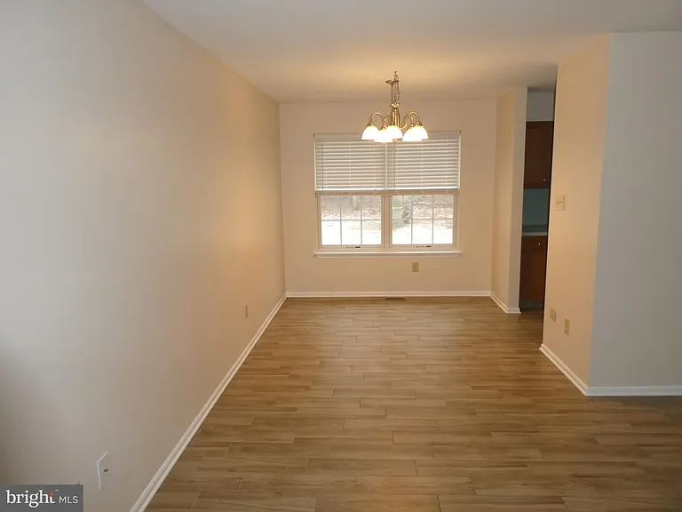 13 Birch Ave — Photo 7