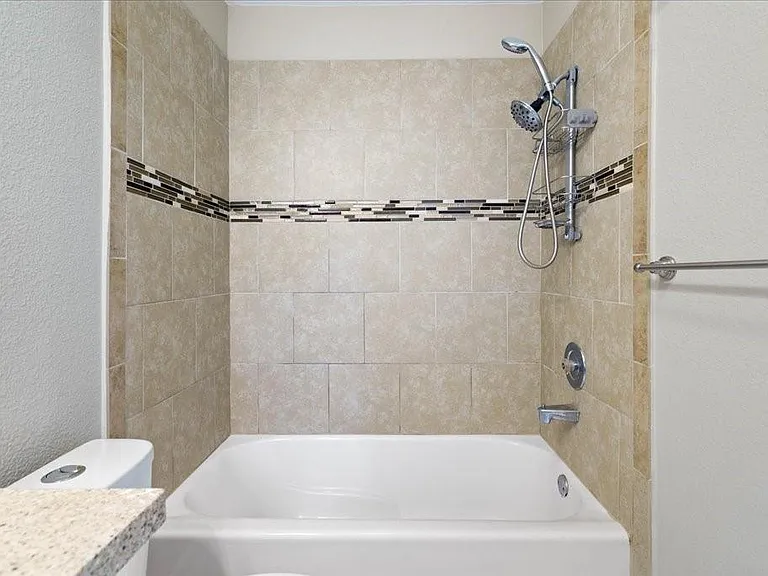 13300 Cowdray Park #B — Photo 16